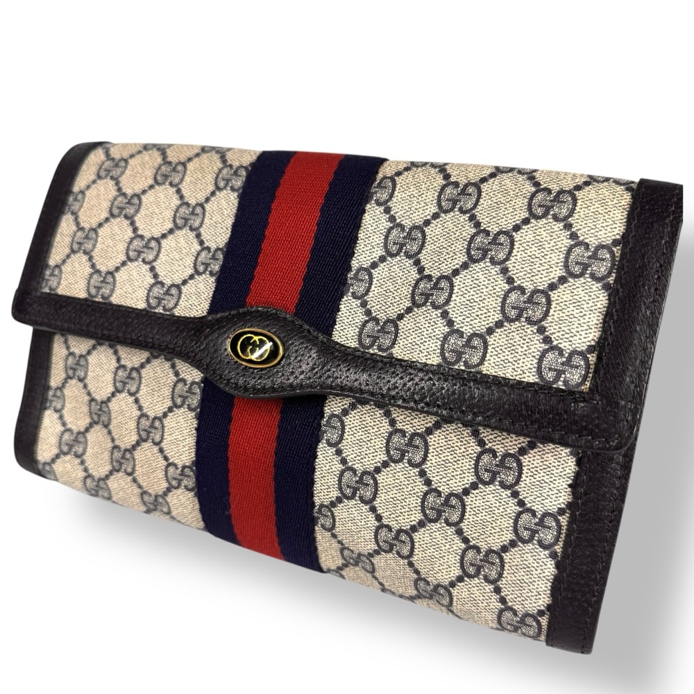 GUCCI GG Monogram Supreme Vintage Clutch – Navy Blue - Picture 3 of 15